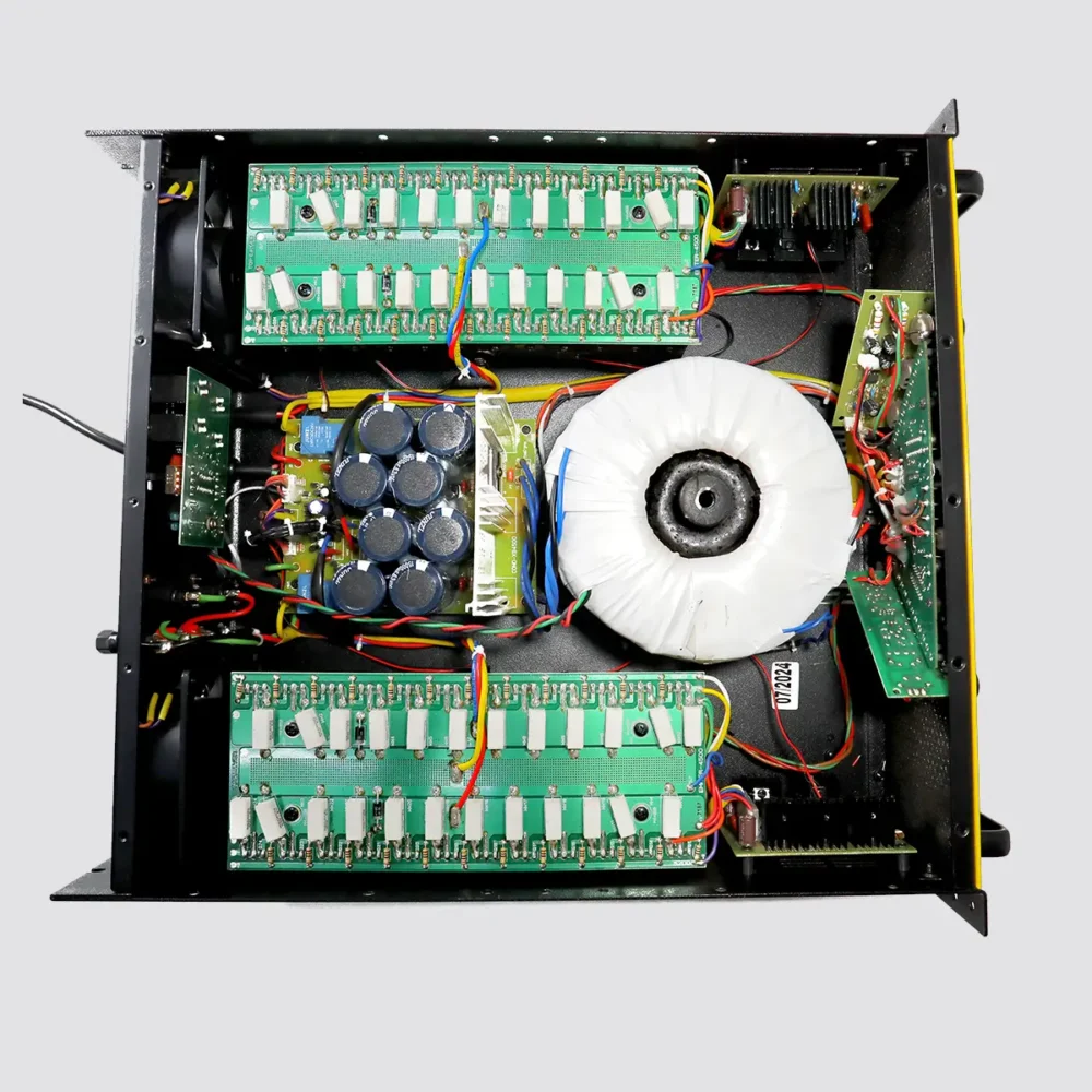 XB-4500 ( 2250W x 2 CHANNEL) WITH 3 BAND EQ - Image 3